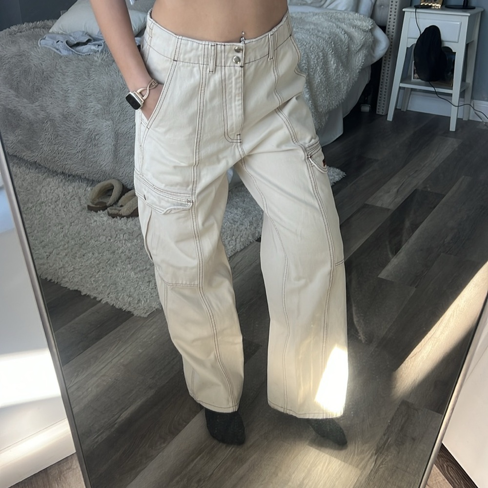 Urban Outfitters Women’s Cargo Pants Tan